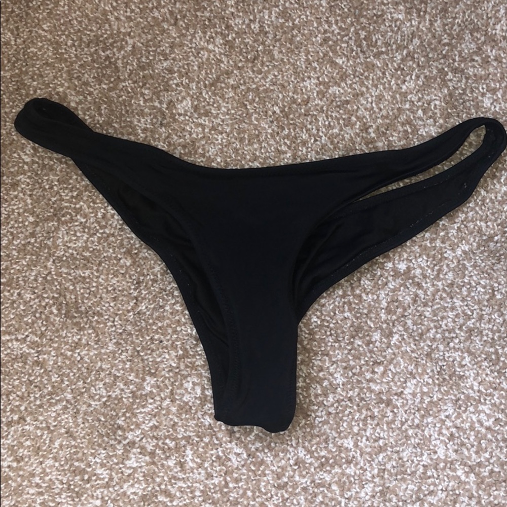 Victoria’s Secret thong bikini XS